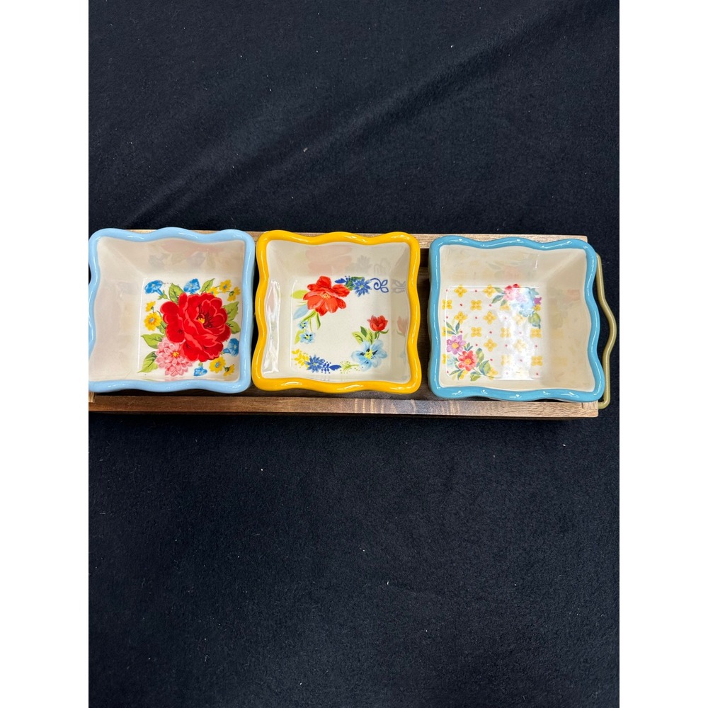 Pioneer Woman Heritage Floral 3 Piece Ramekin Set with Wood Tray Stoneware